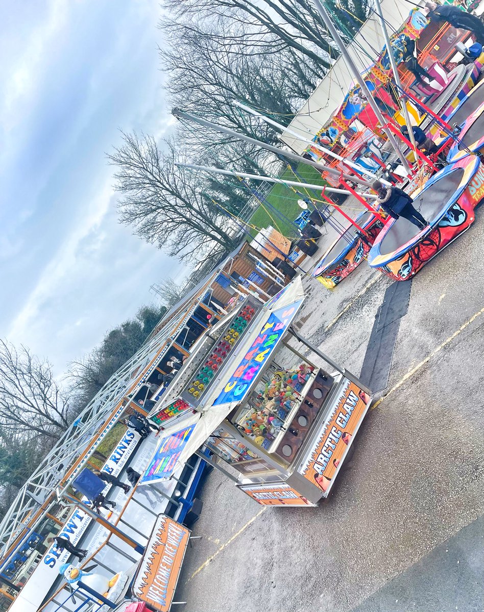 Owd Nell's Tavern (@owdnellstavern) on Twitter photo Thinking about all those people weathering out storm #Eunice I think she’s forgotten us here in the #NorthWest #canalside #loveyourtavern <a href="/bbcweather/">BBC Weather</a> <a href="/BBCWthrWatchers/">BBC Weather Watchers</a> <a href="/weatherchannel/">The Weather Channel</a> <a href="/UKWX_/">UK Weather Updates</a> Thinking about all those people weathering out storm #Eunice I think she’s forgotten us here in the #NorthWest #canalside #loveyourtavern <a href="/bbcweather/">BBC Weather</a> <a href="/BBCWthrWatchers/">BBC Weather Watchers</a> <a href="/weatherchannel/">The Weather Channel</a> <a href="/UKWX_/">UK Weather Updates</a>