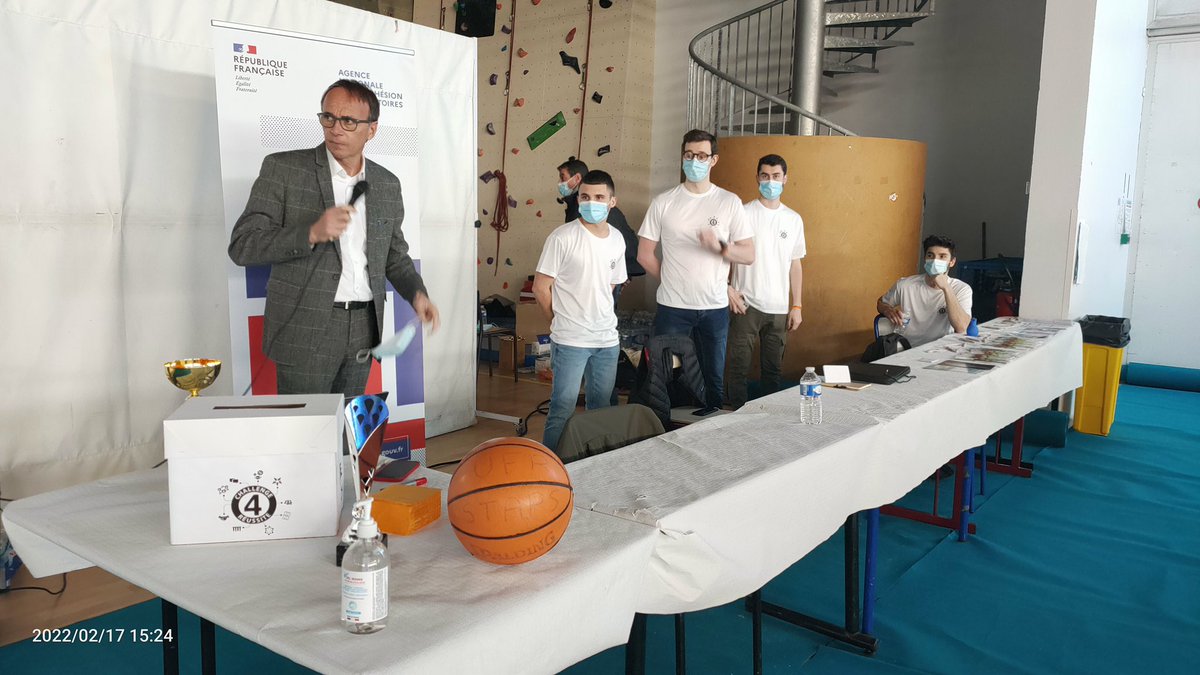 rachidelgha's tweet image. Retour en images sur le Challenge Réussite #4 organisé par les étudiants @UFR_STAPS_Reims. Cette initiative, soutenue par la préfecture de la Marne, la ville de Reims et le Grand Reims, vise à s’affranchir du cadre formel et traditionnel du recrutement. Bravo à tous 👏 #polville