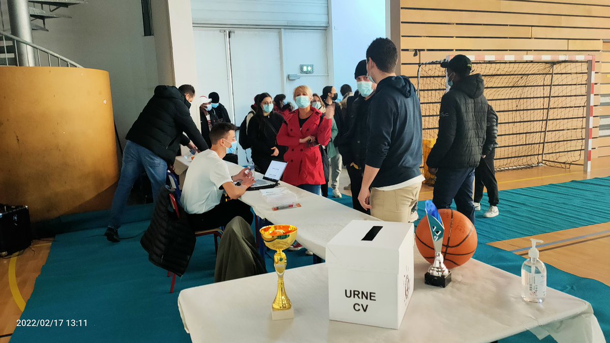 rachidelgha's tweet image. Retour en images sur le Challenge Réussite #4 organisé par les étudiants @UFR_STAPS_Reims. Cette initiative, soutenue par la préfecture de la Marne, la ville de Reims et le Grand Reims, vise à s’affranchir du cadre formel et traditionnel du recrutement. Bravo à tous 👏 #polville