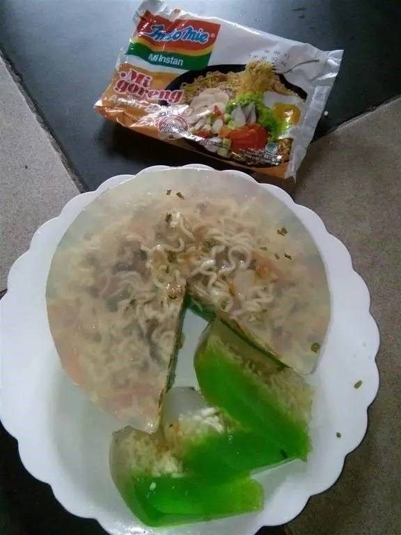 nayeontci's tweet photo. Yang belum makan yuk cobain puding sy di jamin eneg https://t.co/r6GJMfwRtd