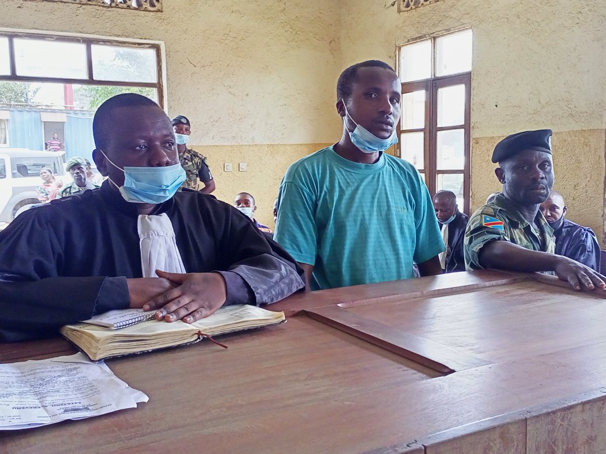 Début des audiences des #ADF  à BENI ce 18 Février 22
Au total 12 Terroristes devant la barre. Parmi eux un Rwandais.@FARDC_off  <a href="/RFI/">RFI</a> <a href="/radiookapi/">Radio Okapi</a>