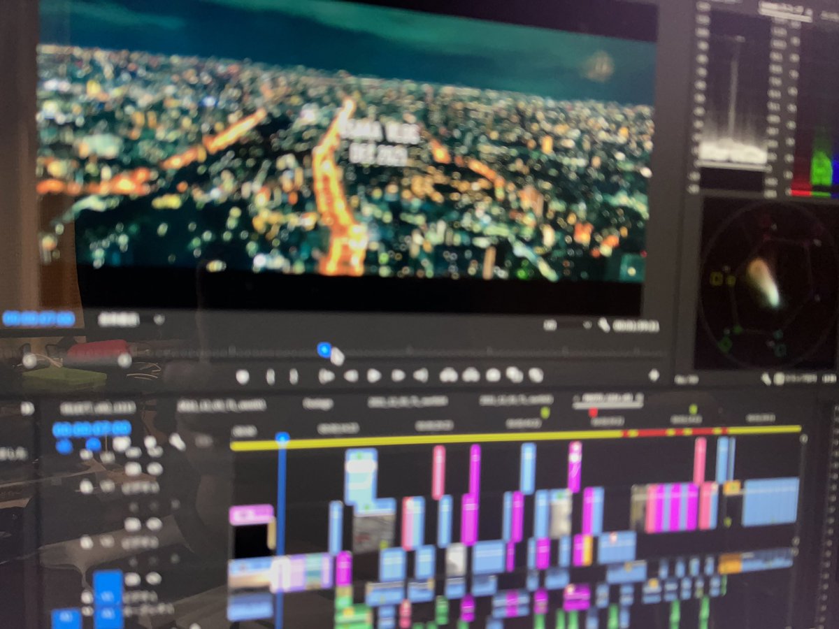 hideki_vlog's tweet photo. 卒業制作Bのタイトル、もうひと工夫してみたい。息切れして もういっか。。になりがちだが、ギリギリまで手を加えてみよう✨ #OneSeClass #OneSe #動画制作 https://t.co/IPeYLN85Gl