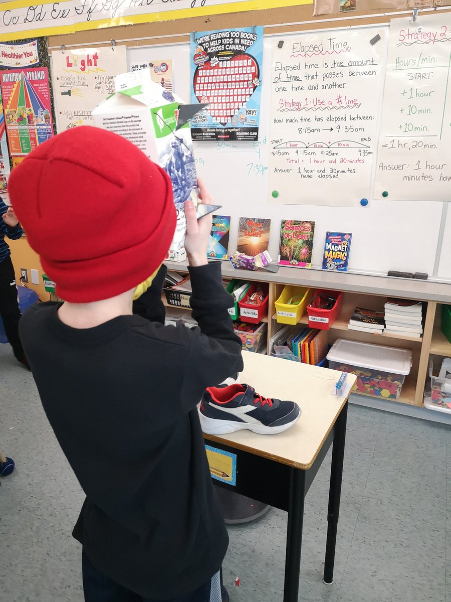 SchaefersCrew's tweet photo. Exploring properties of light through our periscope experiment. 💡🔦🪞

#grade4science @OCDSB @BroadviewPS1 #periscope https://t.co/PPQ1koWWFK