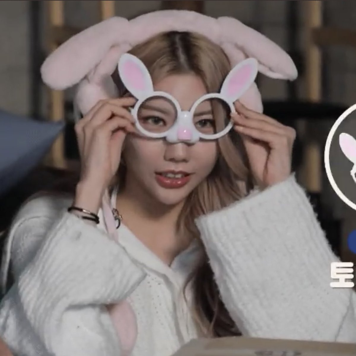 meez0404's tweet photo. #시미즈 오마이갓 🐰 https://t.co/YVw6fTGJEO