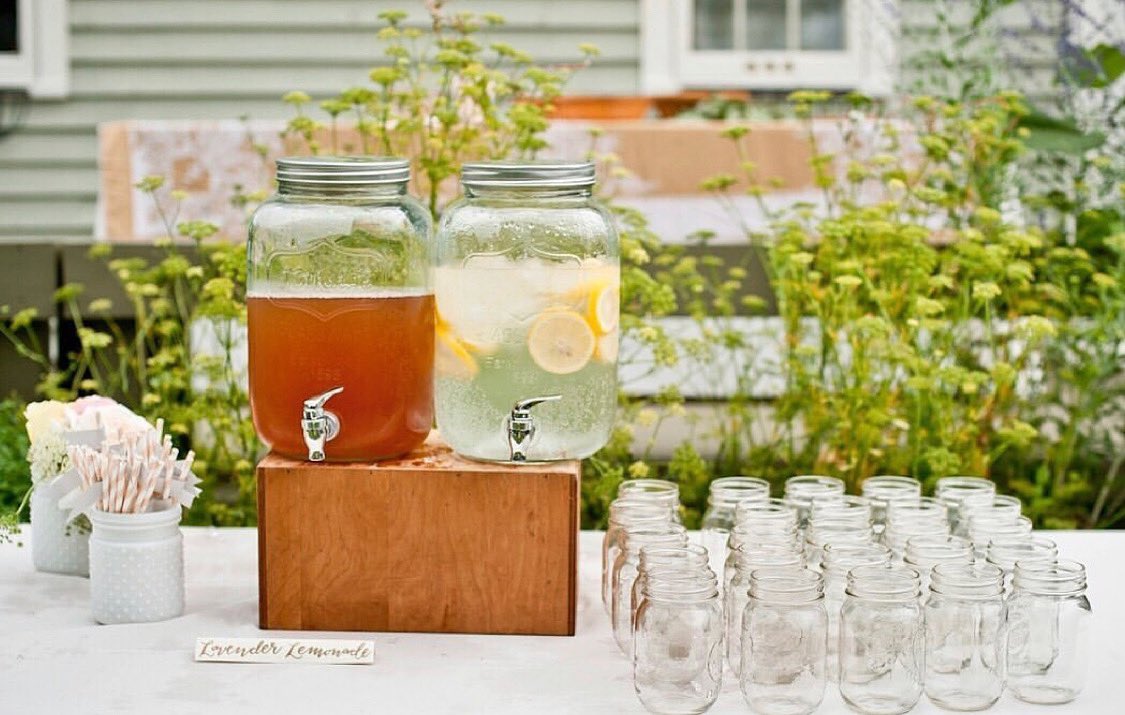 Thinking about brighter days, because they are ahead 🍹☀️ It’s never too early to start planning your Spring and Summer parties. Reach out to us together for all your rentals and inspiration🤗 #OutdoorEvents #SummerEvents #SummerWeddings #EventRentals