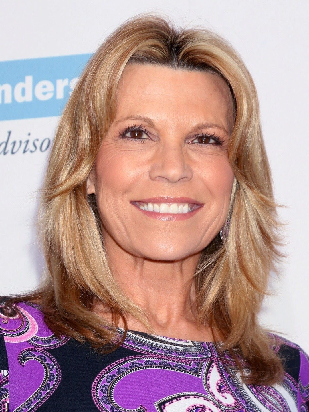 Happy birthday Vanna White you are 65 years old today and your great as the hostess of Wheel of Fortune. 