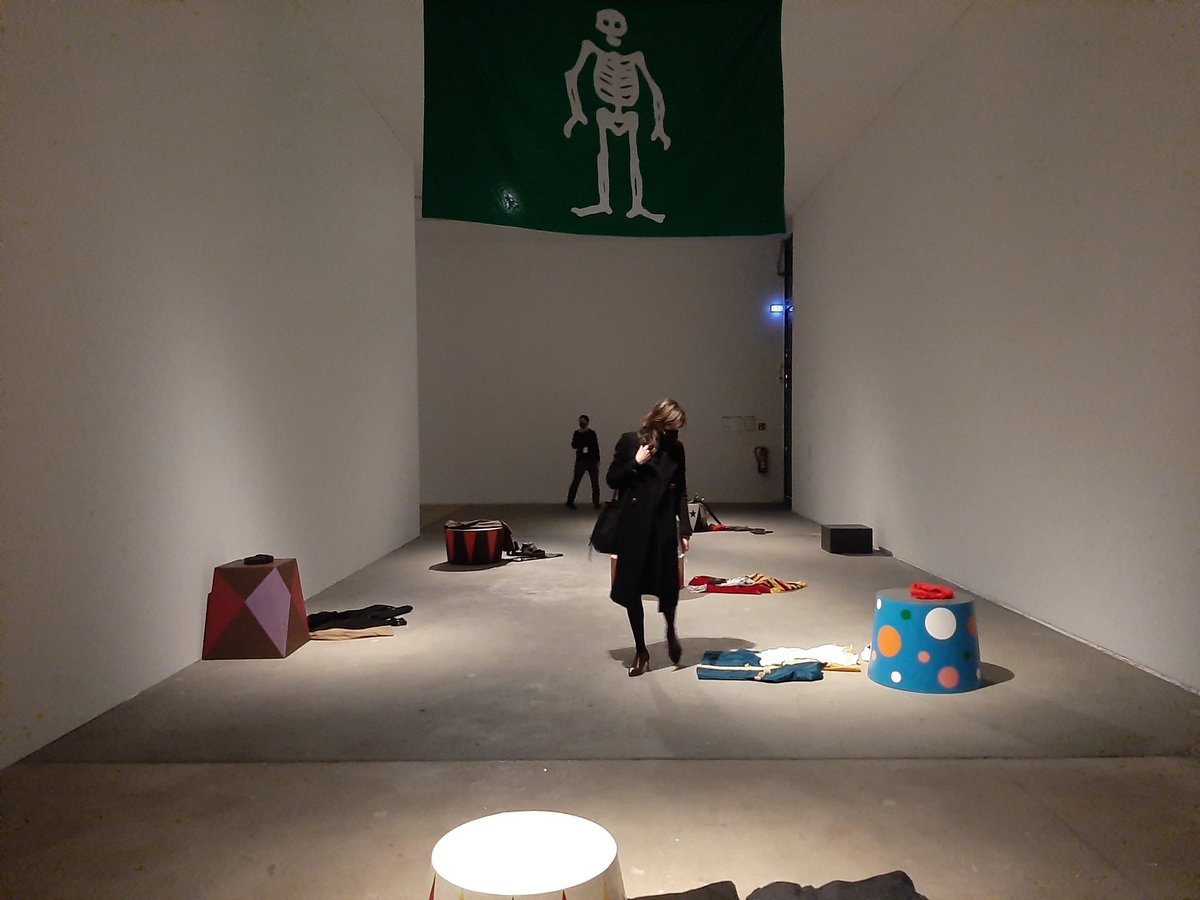 tipberlin_art's tweet photo. Neue Ausstellung: Sa 19.2., 12.00 beginnt die Werkschau von #PeterFriedl in den KW @kw_berlin Auguststr. 69, #Berlin - von seinen Kinderzeichnungen über seine Tagebücher (geschlossen &amp; unter Glas) bis zu seinem jüngsten Beitrag zu einer #documenta . Überraschend: die Zeichnungen https://t.co/YEljUeMyrN