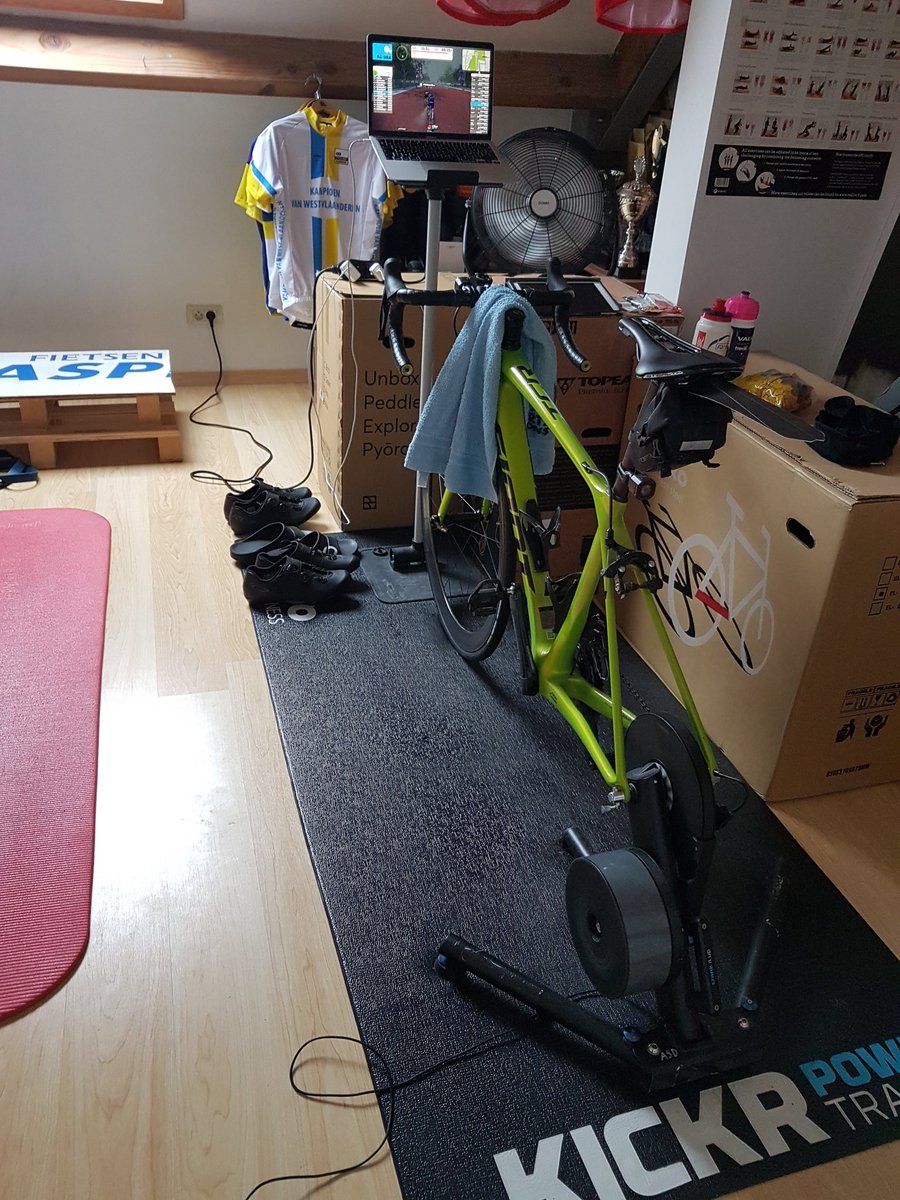AnnSophieDuyck's tweet image. Glad to be able to do my 🚲 workout this afternoon on a Wahoo Kickr during the storm 🌪🌪🌪🌪🌪🌪🌪!

Thanks @FietsenCasper.

#wahookickr #smarttrainer #fietsencasper #🌪 #indoortraining #indoorcycling