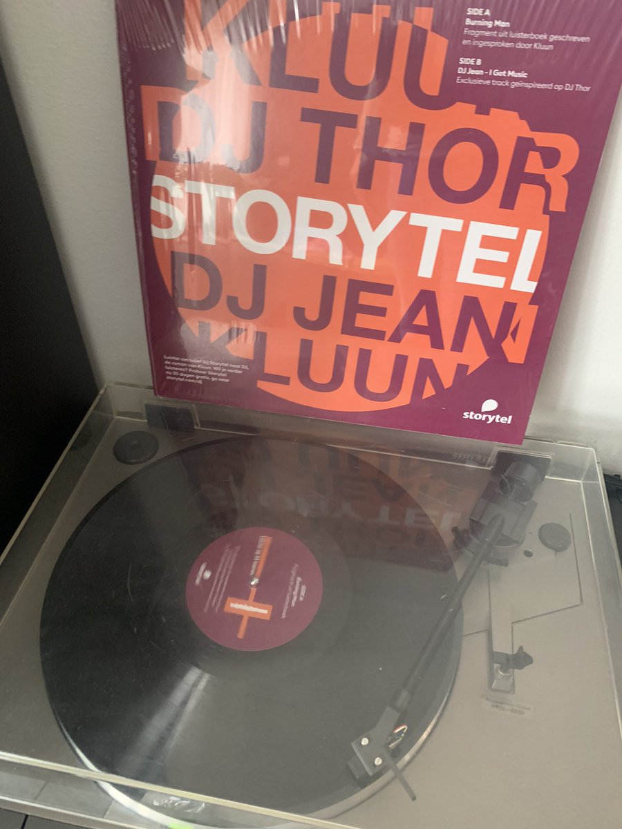 Super nice thanks <a href="/Storytel_nl/">Storytel Nederland</a> <a href="/kluun/">Kluun</a> #vinyl