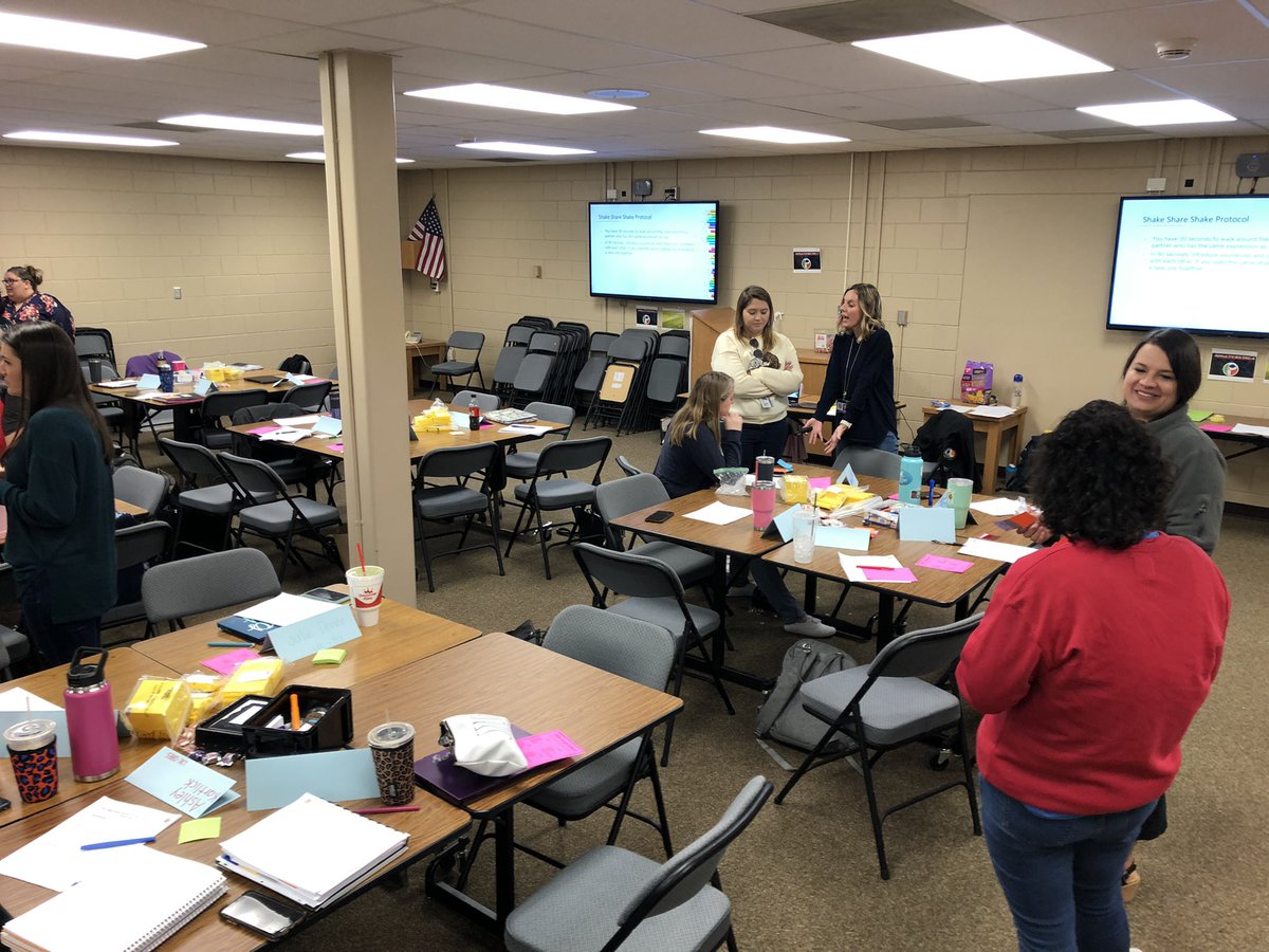 Pasco Math Coaches are in the house! So excited to be back to in person trainings! The energy in here is contagious 😊 #PascoMath @leadlearnpasco <a href="/MrsHodges5/">Stephanie</a> <a href="/bnlovelle/">Bridget Lovelle</a> <a href="/pascocounts/">Tracy Miller</a>