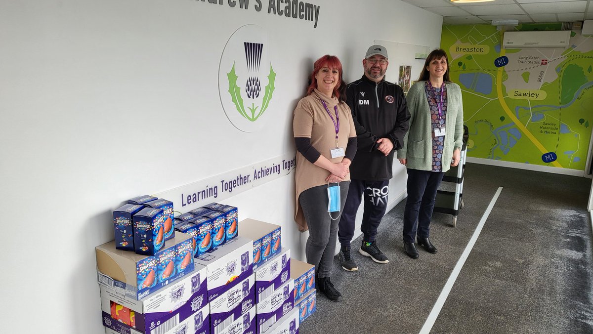 SenUTD's tweet photo. A massive thank you to @boss_de23 and @FcRedwood for donating 137 Easter eggs for all the children at @standrewsderby. We now leave them in the capable hands of the management team to keep hidden until Easter #OperationEasterEgg #EarlyEaster #community๐ฅ https://t.co/X1LWA4cWmy