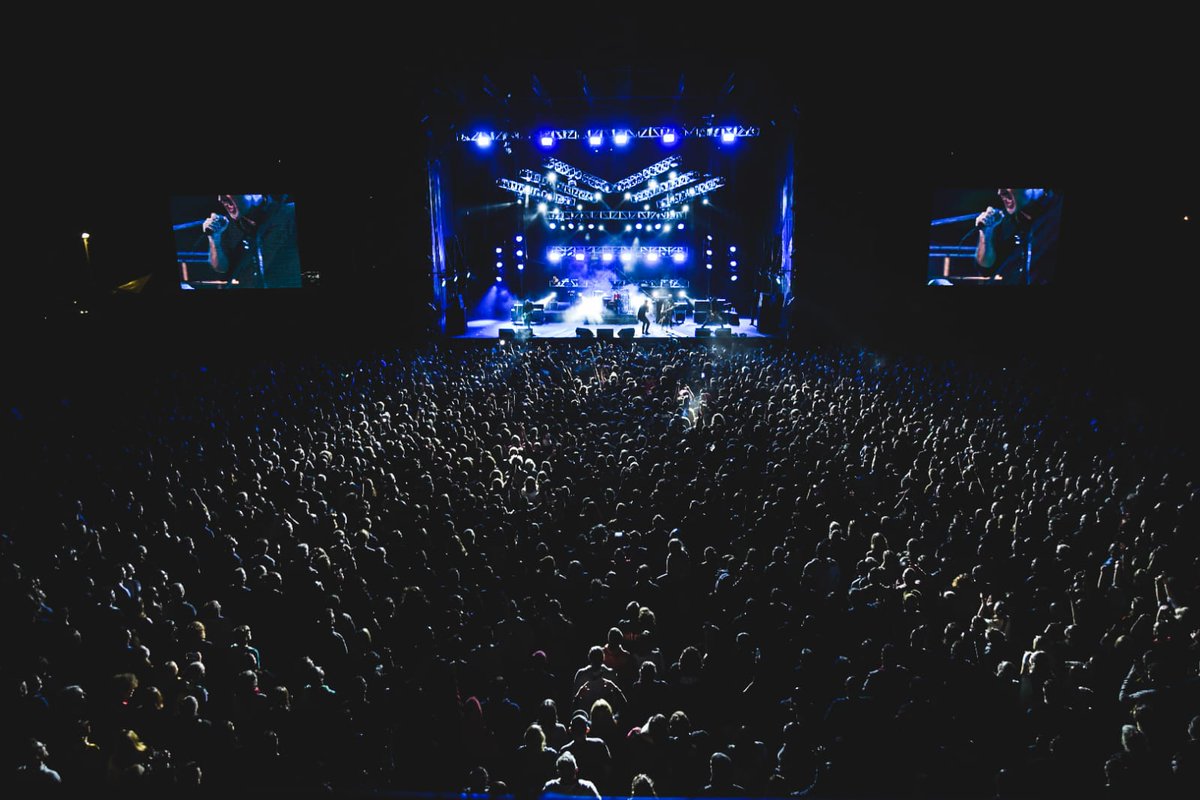 La vuelta de Buitres ayer en el Parque Roosevelt fue emocionante por donde la miren... pero para mostrarlo mejor van tremendas fotos ✊🤘

#CanelonesEsCultura 

📸 Mauricio Rodriguez