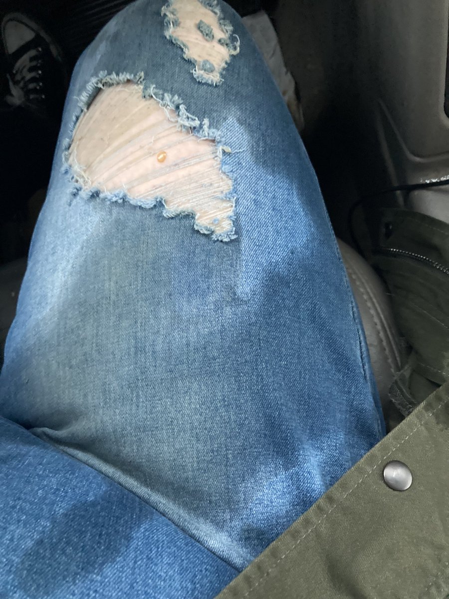 AmandaRaye's tweet photo. When your @sonicdrivein cold brew lid isn’t on all of the way. Excellent start to the day. At least the little bit left in the cup was good. 🤷🏼‍♀️ #sonicdrivein #soniccoldbrew #coldbrew #sonicdrinks https://t.co/9MXJ0J9Sb7
