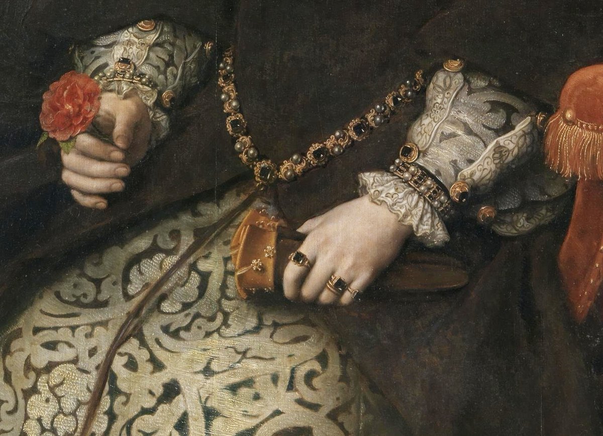OldPortraiture's tweet photo. Born #OnThisDay in 1516: #MaryI, Queen of England (1516-58)
Portrait by #AntonisMor (1519-75), 1554
#MaryTudor #QueenMary #BloodyMary #Tudor https://t.co/zy4Wi1fXXv