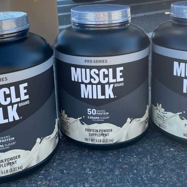 On Thursday, I had the honor and privilege of joining Supervisor Robert Rickman and Bread of Life at  Kimball High School to donate a pallet of Muscle Milk to the students. Post shared from our 5th District County Supervisor Robert Rickman. #tracyca

m.facebook.com/story.php?stor…