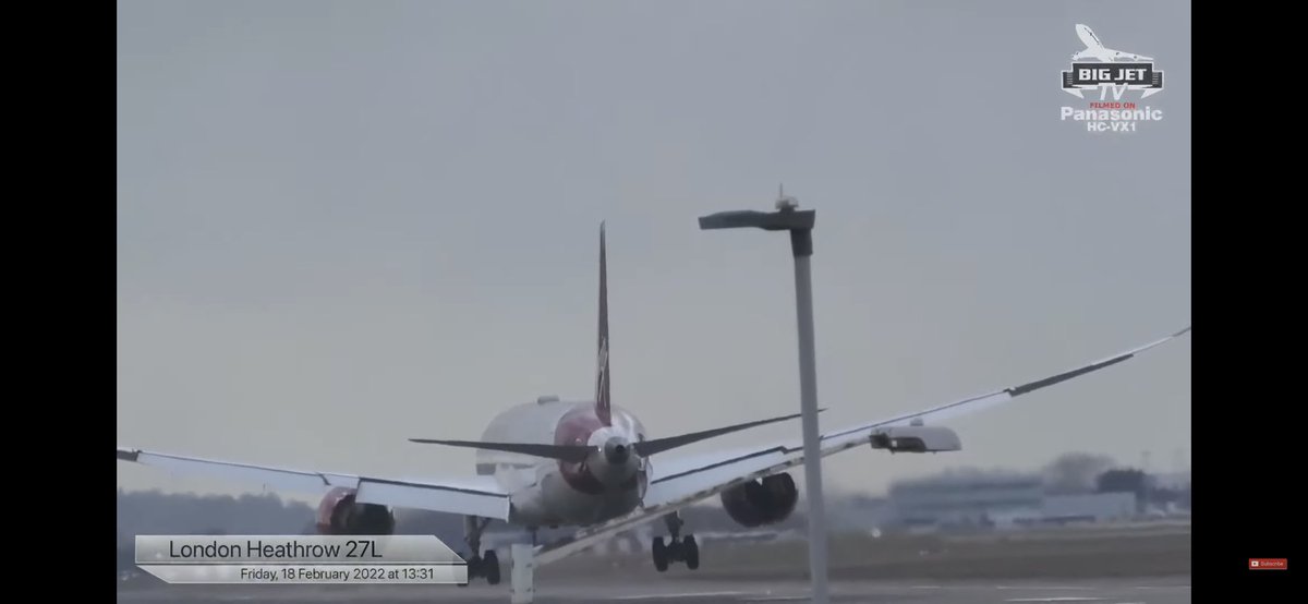 loverandomieigh's tweet image. So so good 🙈😂 #BigJet #bigjetTV ✈️

#StormEunice