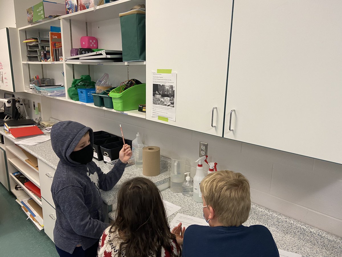 Mrs. Veinot’s Gr. 4 Social Studies class went through some of Bob Brooks’ Africville photo collection and discussed their observations.  Students were prompted to practice their empathy by imagining how they’d feel if they were in a similar situation. #watchuslearn