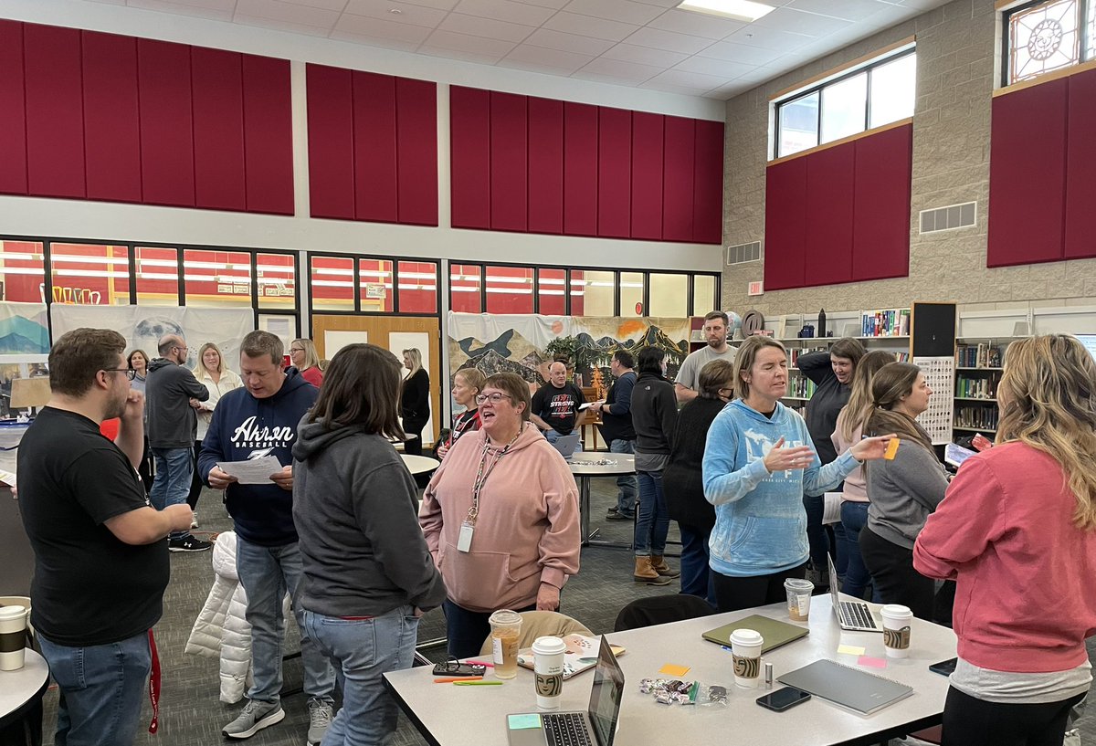 MuellerHolly's tweet image. Love hearing the conversations around text sets in “speed dating” social studies &amp;amp; ELA pairs! @GoshenLocal @tscherzinger09 @karenccrema #textsets