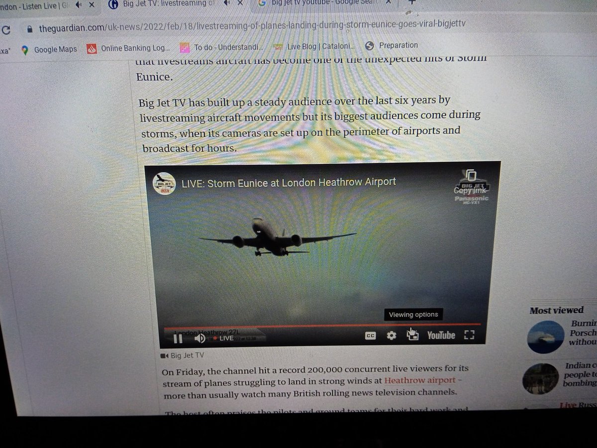 SarahCarlton77's tweet image. Big jet TV showing planes landing at Heathrow is compelling today!
#aviation #bigjet #BigJetTV #Stormeustice #Heathrow  #strangelycompelling