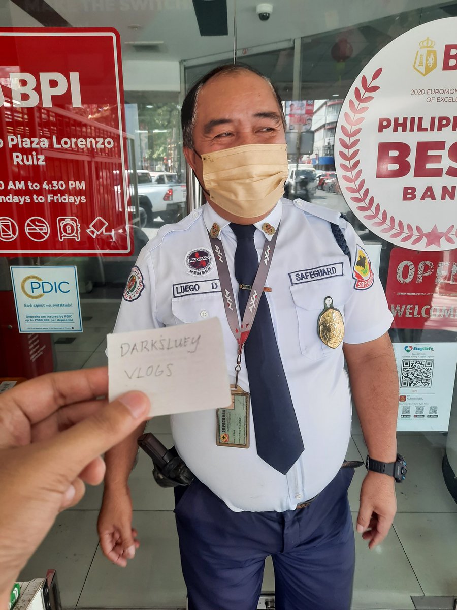 RafaelLipat's tweet photo. Random moments of 
 joy and hope:
Was at BPI Binondo today and Kuya Guard approached me. He asked me if pwede daw ba ako mag subscribe sa Youtube Channel nya!  He's a vlogger and basing from his content, he mostly features Manila's tourist spots and how he helps street dwellers- https://t.co/LUOupHmEeV