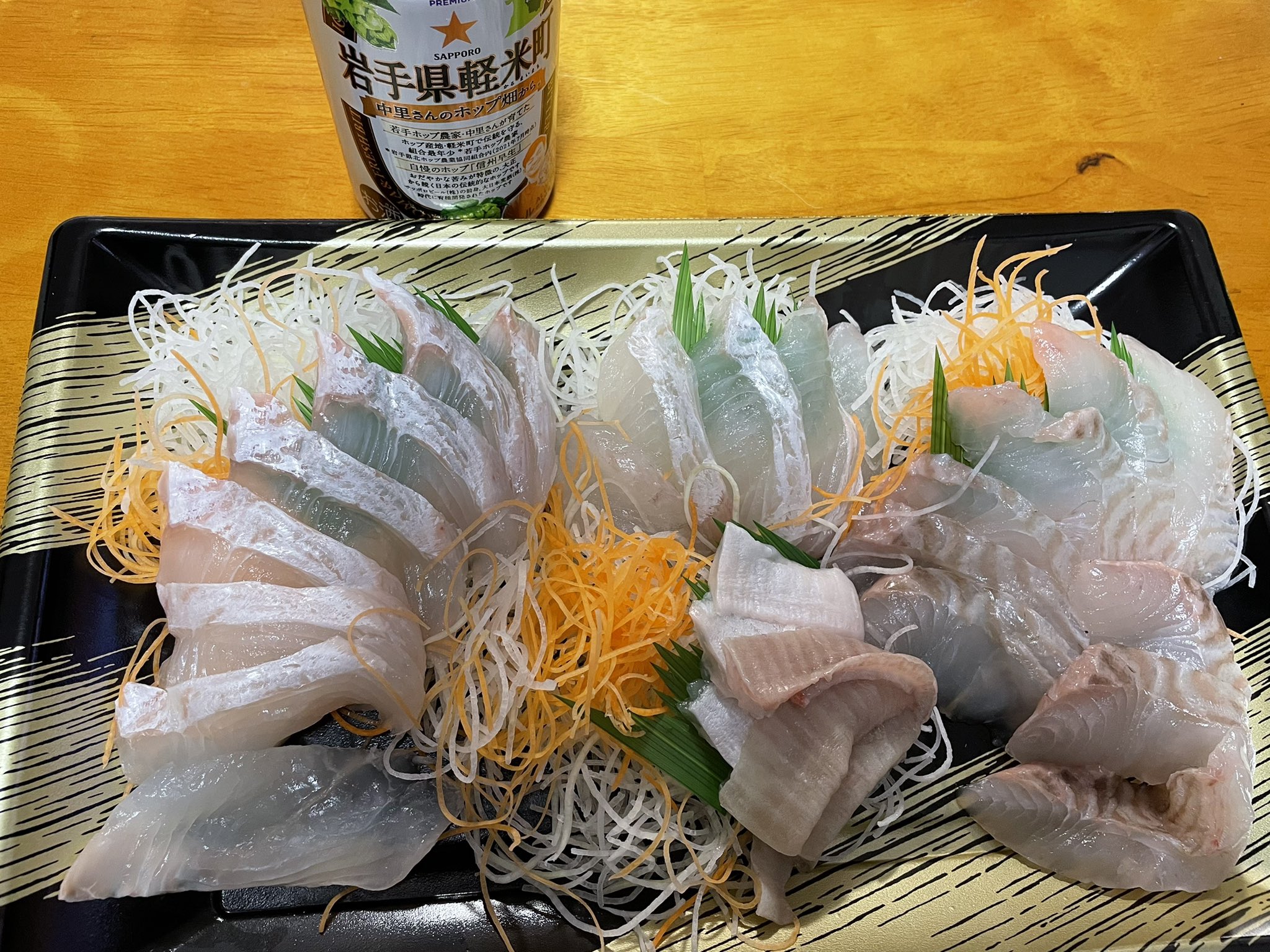 モーモー 晩酌 ヒラメの刺身みなさんかんぱーい ヒラメ 刺身 T Co 30dzfwskma Twitter