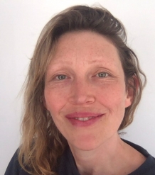 Congratulations to <a href="/profceliamorgan/">Celia Morgan</a> who has been named as one of the 16 most influential women shaping the future of #psychedelics, by global news publication Insider! 👏

Find out more: exeter.ac.uk/news/research/…

Read the full <a href="/thisisinsider/">Insider</a> article: businessinsider.com/influential-wo…