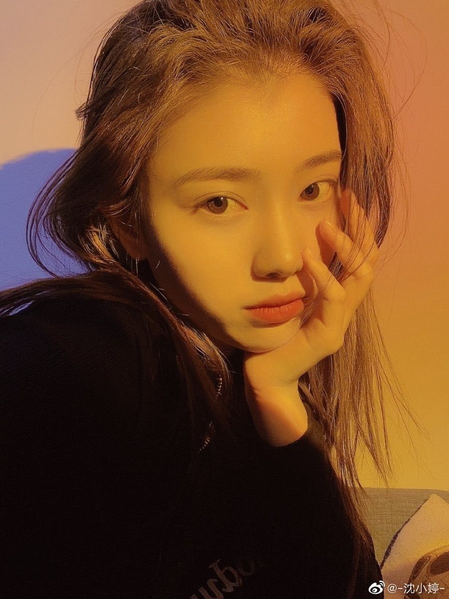 FOREVER_SXT's tweet photo. 넌 변함없이 나의 가장 큰 행복이야. https://t.co/WyJrMqOPph