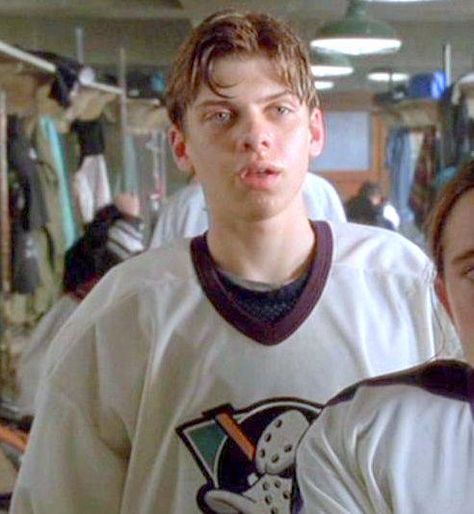 We have some stars from "The Mighty Ducks" movie coming to the Batavia Sports Card Expo. <a href="/VinnyL78/">Vincent LaRusso</a> and Shaun Weiss will be signing on Sat, Feb 26. Get your tix today at legendsandstars.net.Signing times for all guests will be posted this weekend. Mail order deadline is Feb 21