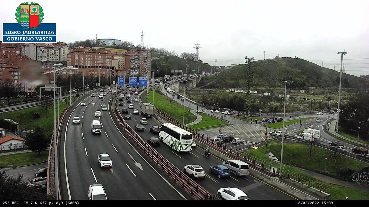 🚗🚚🛵 #Autopilaketak ❗️❗️
➡️ #A8 Km 124 #Barakaldo-n Bilboko norantzan.
➡️ #N637…