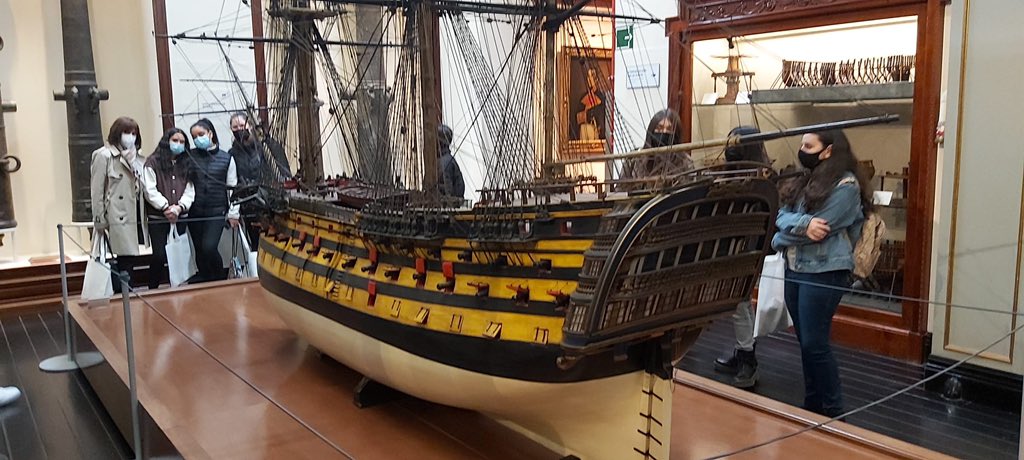 IesMMolina's tweet photo. Esta mañana #pmar2 ha visitado el @Museo_Naval, antes han asistido al acto de presentación de la I Competición Lingüística de la @ComunidadMadrid. @educacmadrid @CulturaCMadrid @IesMMolina https://t.co/196FZBkMTW