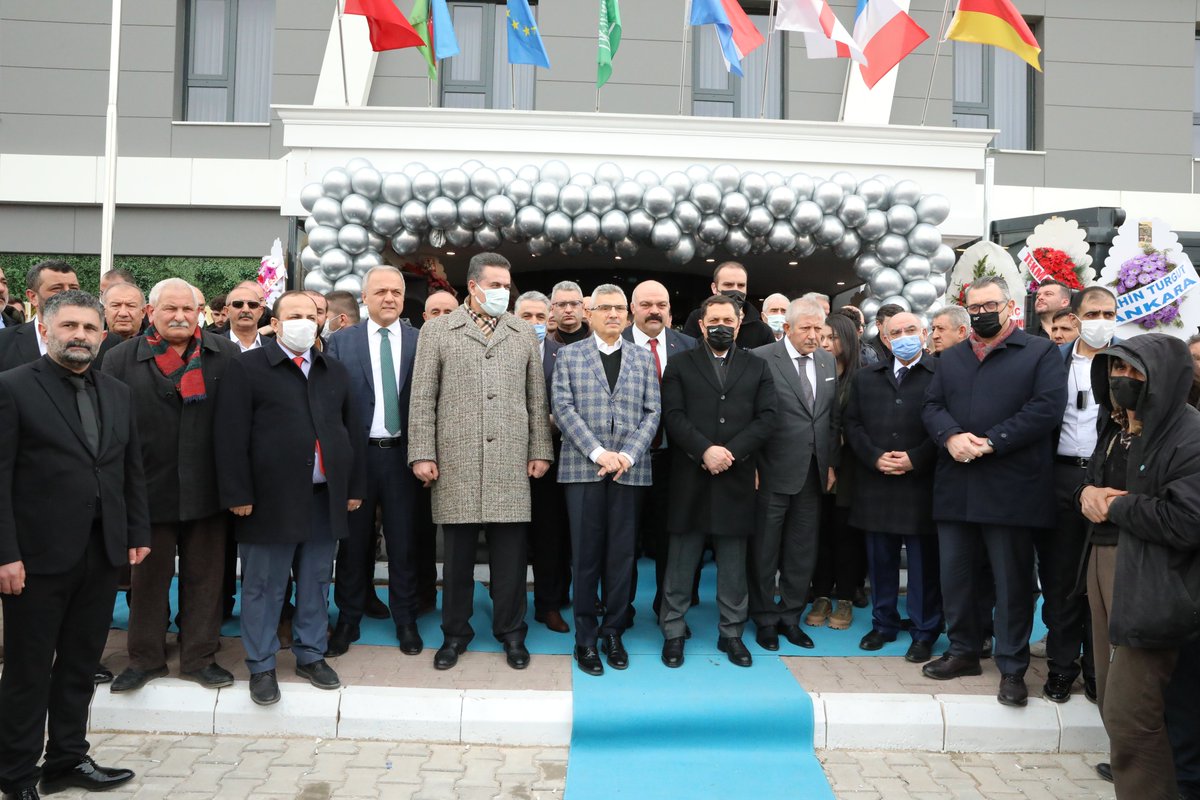 fatihucok's tweet photo. Suluova'mızda faaliyete başlayan Kahra Otel ve İbrahim Nebioğlu Et Entegre Tesislerinin açılış törenine katıldık. 

Bu güzel iki müessesenin işletme sahibi İbrahim Nebioğlu ağabeyim, Mehmet ve Mustafa Nebioğlu kardeşlerime yatırımları için teşekkür ediyorum. Hayırlı uğurlu olsun. https://t.co/Ig881TsBLR