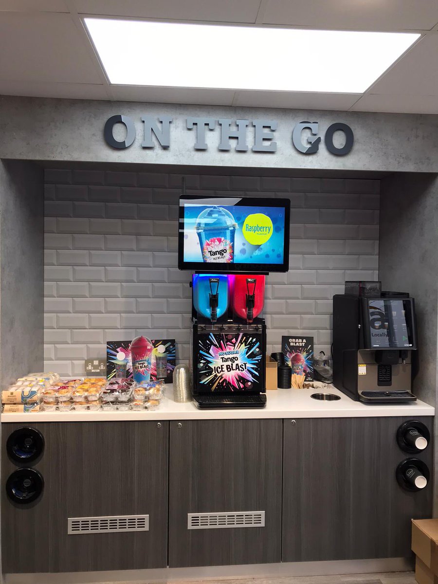 What a transformation from Loco to <a href="/NisaRetail/">Nisa Retail</a> #Hull store looks great Mindi - thanks to <a href="/NorthEastNisa/">Nisa Teesside & Yorkshire</a> <a href="/kevinpolley17/">Kevin Polley</a> <a href="/adamviney05/">Adam Viney</a> @NisaSDMprojects for your support 👌