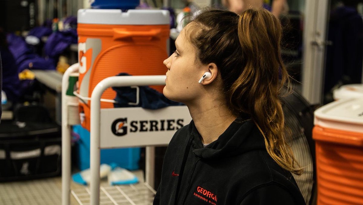 UGASwimDive's tweet photo. 📸 Friday morning frames

#SECSD22 | #GoDawgs https://t.co/WijfX6zFzR