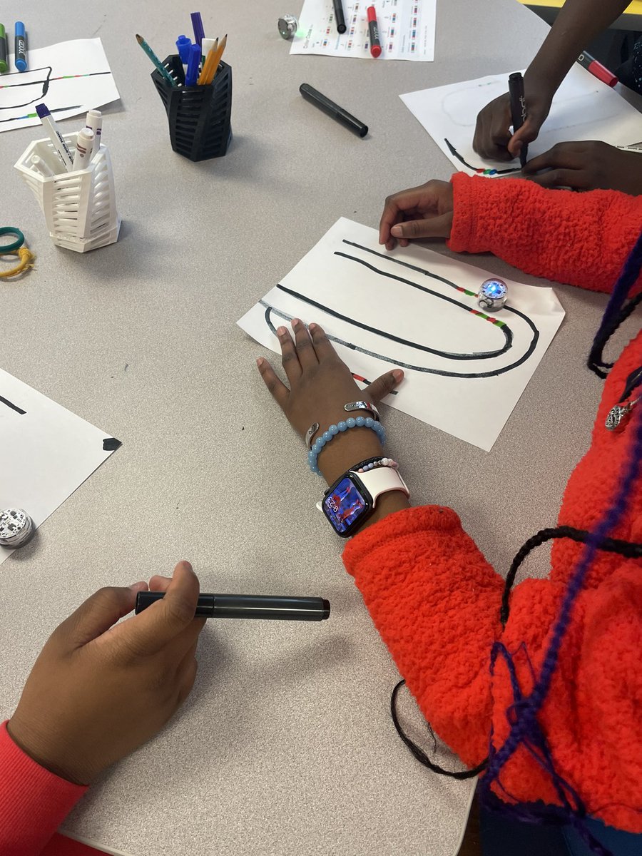 Jessica Holloway tweet media