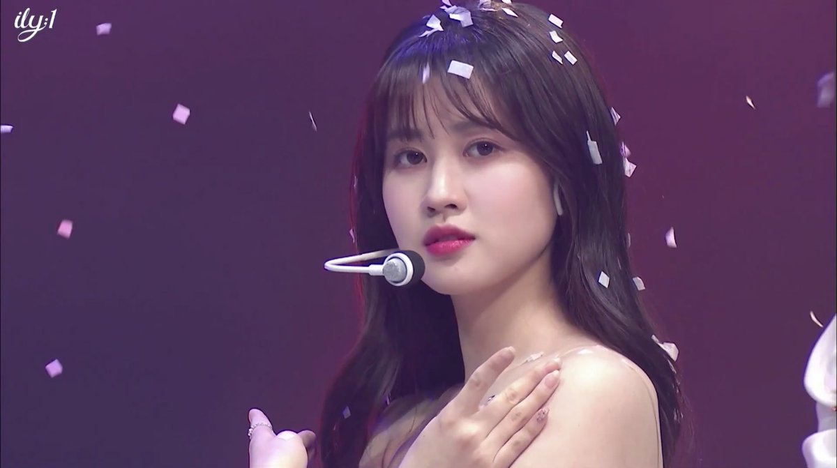 malrangLeeYJ's tweet photo. まずはこれを見てくれ全人類 #ILY1 #ARA https://t.co/tNqzQx27SB