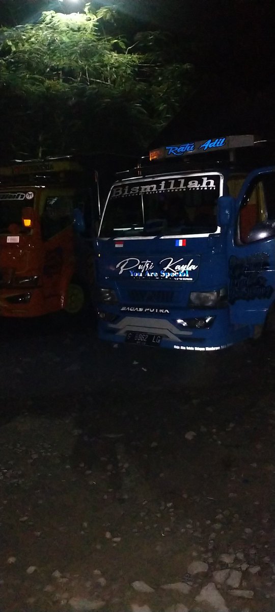 restubumi82's tweet photo. Lagi rame Odol:Over load and over dimensi. https://t.co/BxezDPbit8