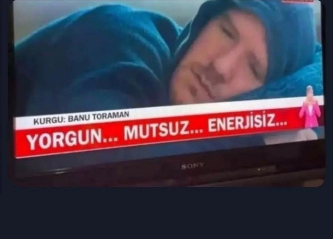 13burrc's tweet photo. Sey mi dostum? IKIZLER Burcu... https://t.co/0ktbC57gMJ