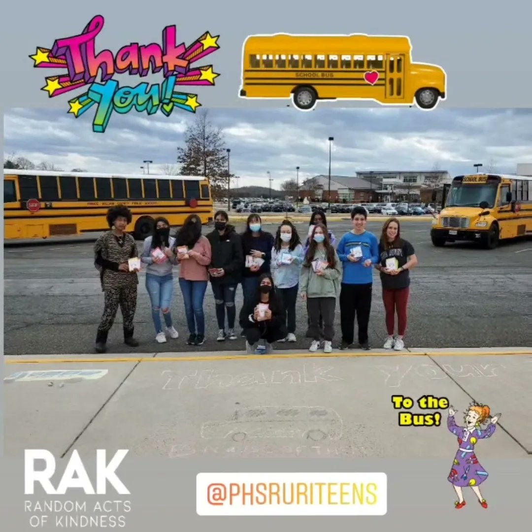 PHSRuriteens's tweet photo. @PioneersPHS @PWCSNews @leadphs @PHSRedNation The @PHSRuriteens distributed 41 notes of appreciation w/treats to the bus drivers and staff at PHS on Kindness Day! "It takes a special person to drive a school bus!"🚌🛑🤍 https://t.co/BSZOH0pEbj
