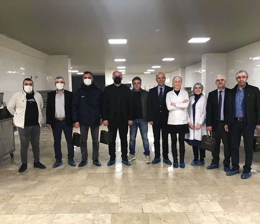 ilkadimilce_mem's tweet photo. İlçe MEM Müdür Vekilimiz @yalcinalpaydin,İlkadım HEM,Samsun İŞ-KUR İl Müdürlüğü ve Can Unlu Mamüllerinin paydaş olduğu istihdam garantili açılan"Unlu Mamülller Kursunu"ziyaret ederek, kurslara verilen önemi vurguladı ve bu ortaklıkta emeği geçen kurum ve kuruluşlara teşekkür etti https://t.co/6JwqkZu1sj