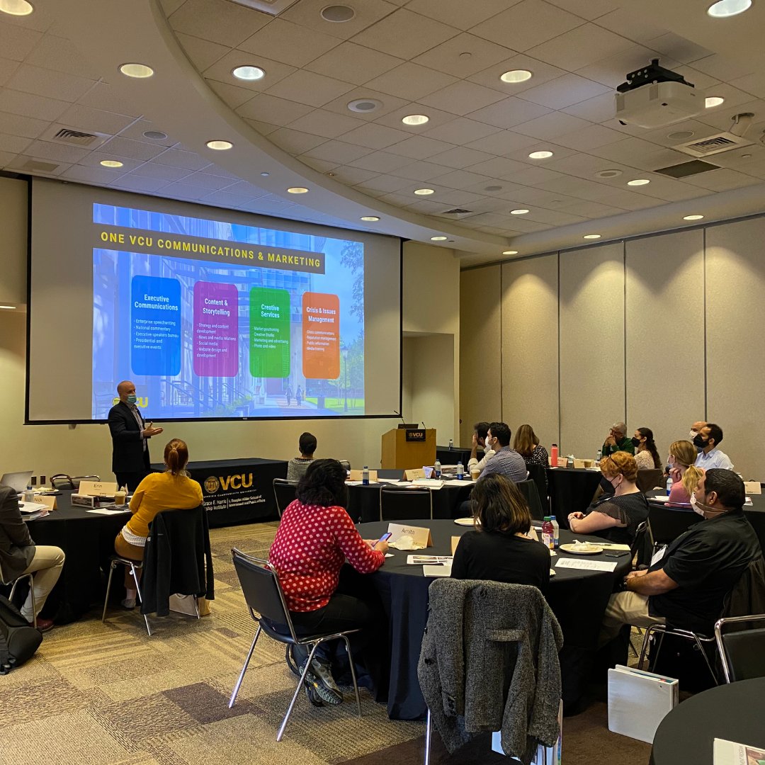 VCU_GEHLI's tweet photo. Starting the morning off right with a presentation from @GrantJHeston from about VCU Communications, Leadership and the Community! What does VCU's brand mean to you? @VCUWilderSchool @VCU #GEHLI #VCULeadership #Community https://t.co/q28toFNMdn