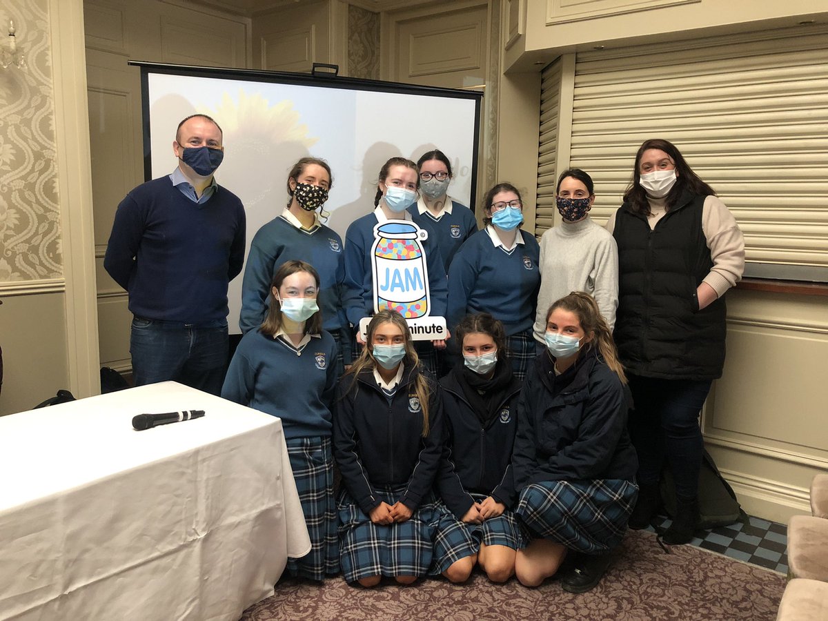 Sarah Reilly tweet media