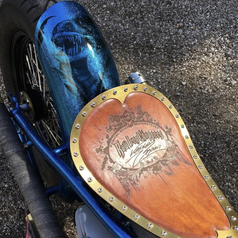 MPNmag's tweet photo. Jesse Srpan of @RawIronChoppers asked his dad if he’d be alright with him chopping his 1950 @harleydavidson Panhead to create something custom. The answer was a quick yes, and the result is our #RideOfTheWeek sponsored by CanDo Diagnostics. https://t.co/qXvP2UpCD1 https://t.co/h7Nrn1P2Q3