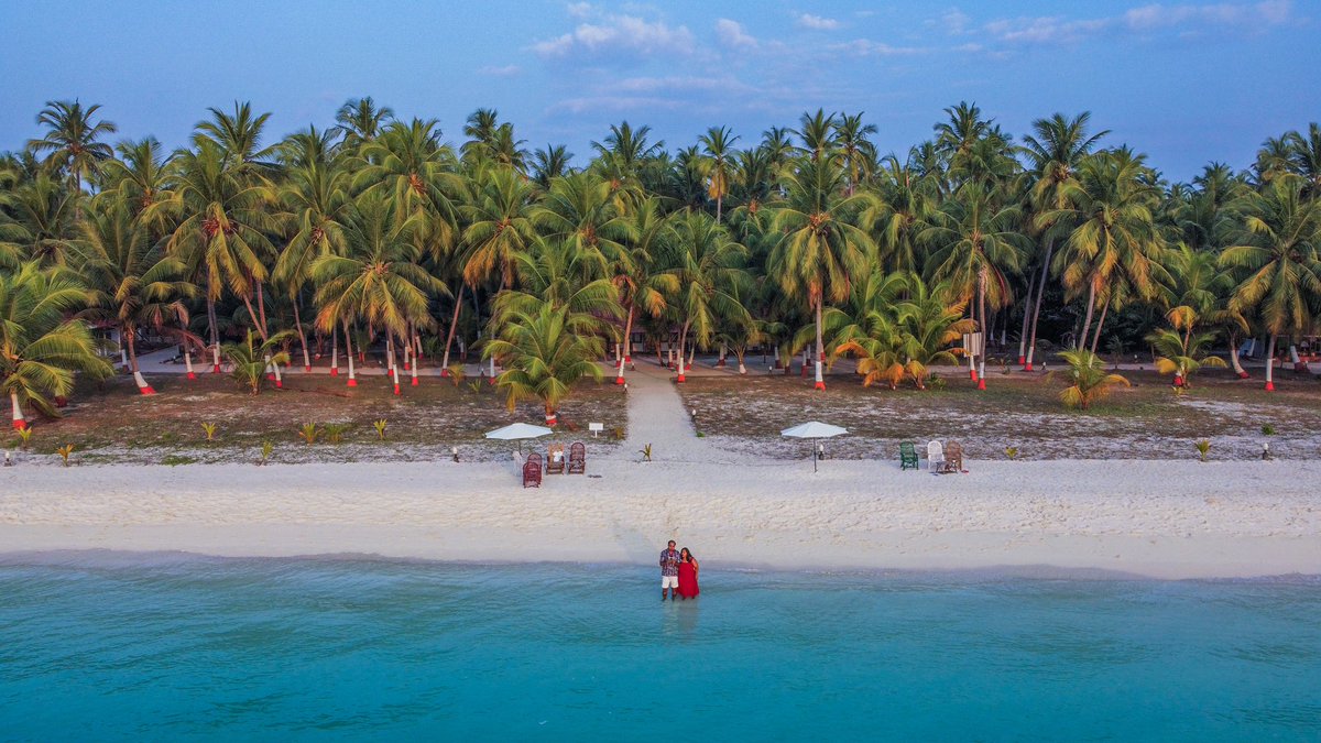 Aerial View of Lakshadweep 😍
Watch it here : instagram.com/reel/CaH2MA_L1…
#lakshadweeptourism #incredibleindia #indiatravel #tourismgoi
<a href="/lakshadweeptour/">Lakshadweep Islands</a> <a href="/incredibleindia/">Incredible!ndia</a>