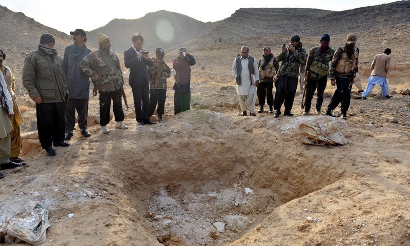 sadaf_baloch1's tweet photo. 3 years after #18FebTootakOperation, several mass graves were discovered in the village containing over a 100 dead bodies. Some of those were identified as forcibly disappeared persons picked-up by the military during operations while the rest were decomposed beyond recognition. https://t.co/KUAorIBV3h