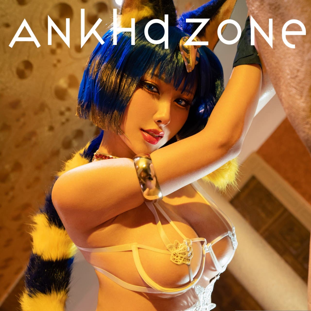 Pack de HaneAme en cosplay Ankha gratis completo
