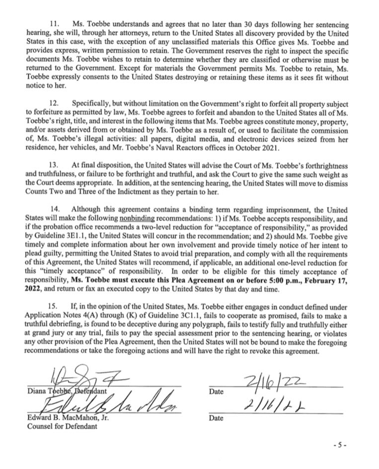 HellgrenWJZ's tweet photo. Annapolis teacher pleads guilty in espionage case. Here’s the full plea agreement with the government (1/2) Story: https://t.co/Y2mMpOCSK4 #Toebbe #espionage https://t.co/t17izQ2qzp
