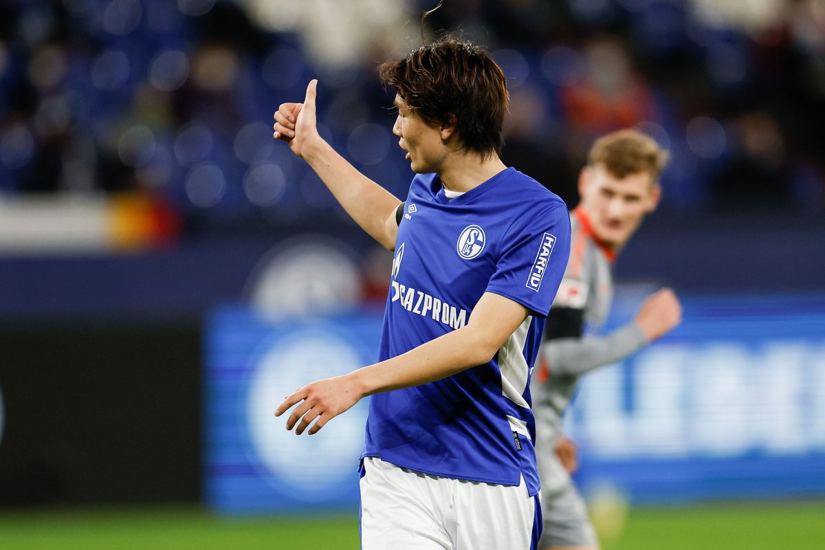 @GazpromFootball #板倉滉 は今日も先発し、最後までプレー👍

#S04 | #S04SCP | @kougogo1270