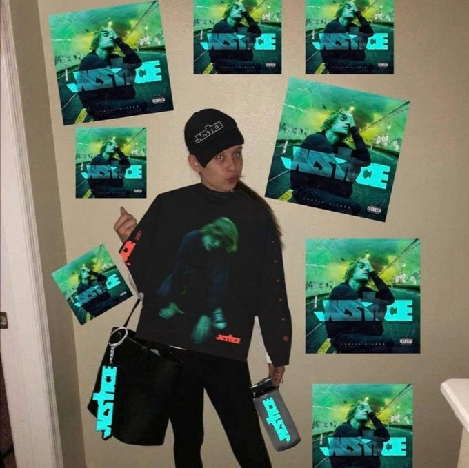 jdbonline's tweet photo. Mood #JusticeWorldTour https://t.co/V7tKgpi3KS