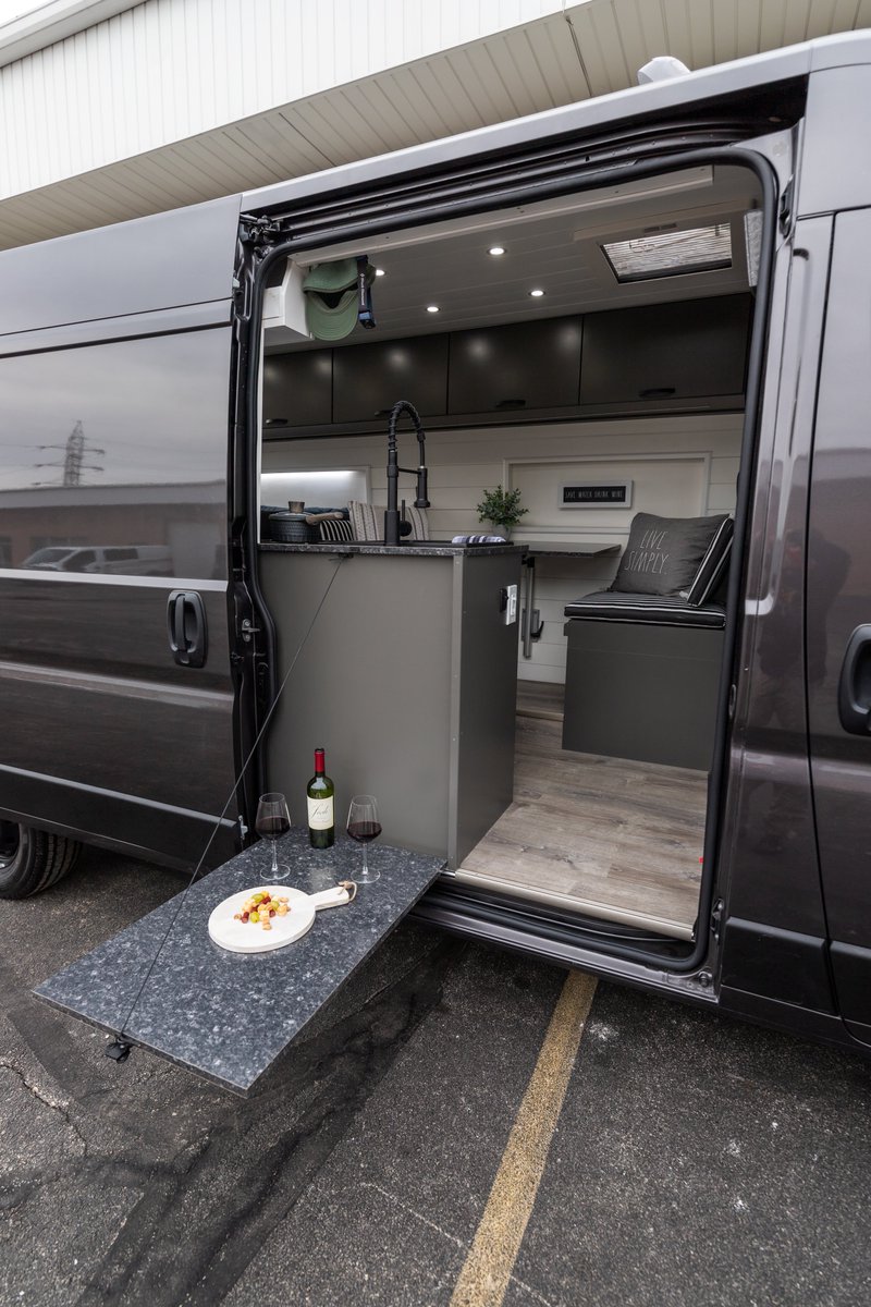 exploringandy's tweet image. I put my life into my work. I just listed my new project for sale and it sold in less than 24 hours… Thanks to anyone who believes in me man 😭