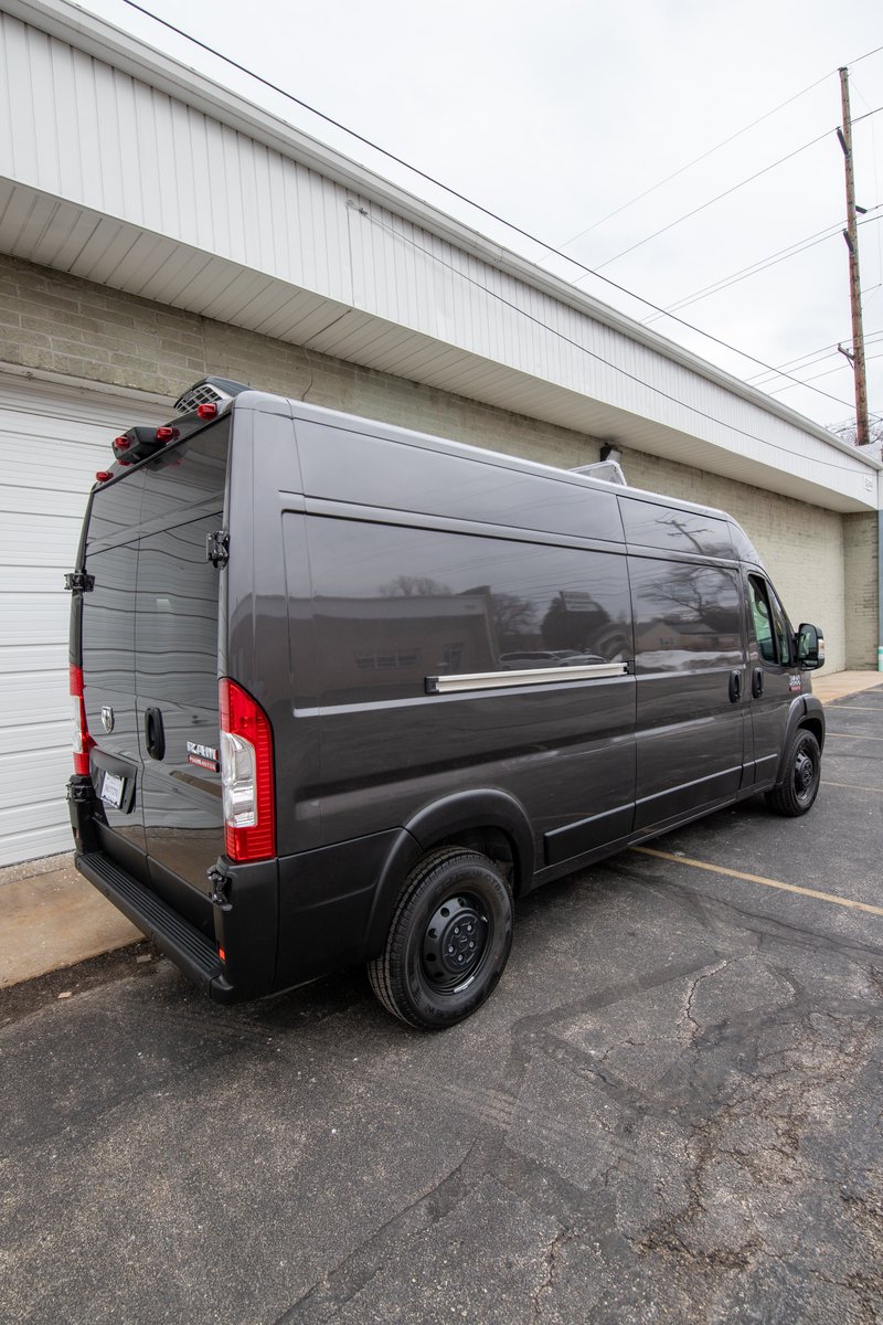 exploringandy's tweet image. I put my life into my work. I just listed my new project for sale and it sold in less than 24 hours… Thanks to anyone who believes in me man 😭